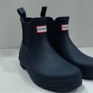 New Hunter Chelsea Navy Rain boots size 8